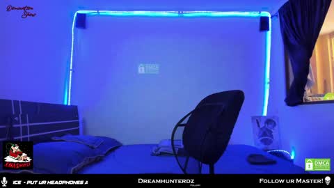 Snapshot of dreamhunterdz chatting on December 16, 8:48 pm Your lord. - ONLINE  1500 Pm to 2100 Pm - New York Hour online show from December 16, 8:48 pm