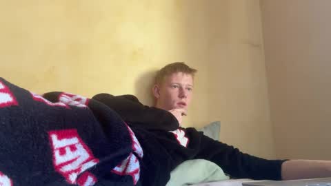 dreamy_devi1 online show from April 6, 1:23 pm