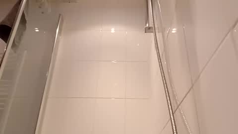 Snapshot of drijn3 chatting on October 11, 10:41 am drijn3 online show from October 11, 10:41 am