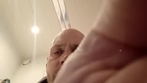 Snapshot of drijn3 chatting on October 19, 3:26 pm drijn3 online show from October 19, 3:26 pm