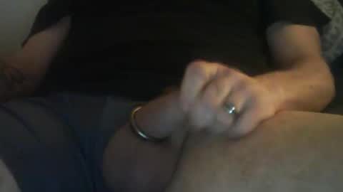 drknssn2lite75 online show from January 6, 2:32 pm