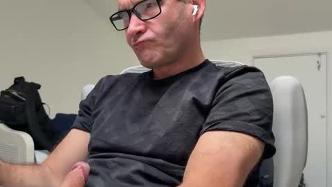 Snapshot of drnickarman chatting on October 17, 11:03 am Nick online show from October 17, 11:03 am