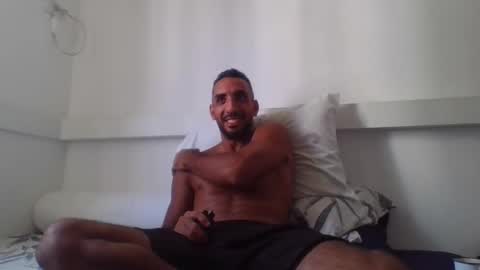 Snapshot of dropbr chatting on January 29, 1:28 pm dropbr online show from January 29, 1:28 pm