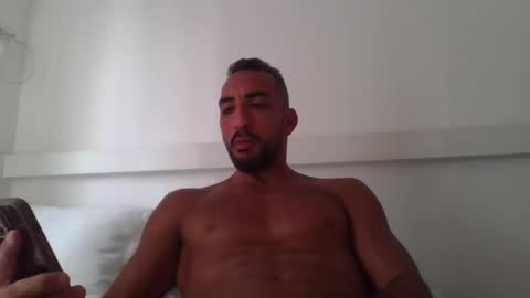 Snapshot of dropbr chatting on December 16, 5:11 pm dropbr online show from December 16, 5:11 pm