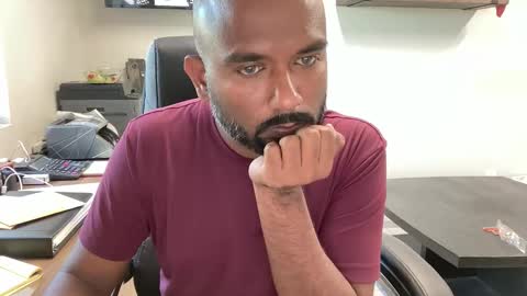 dsunnys707670 online show from April 20, 6:43 pm