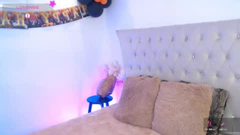 Snapshot of dulcey_ chatting on October 26, 6:15 am Dulcey online show from October 26, 6:15 am