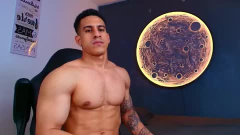 duran_dhikol1 online show from May 29, 3:27 am