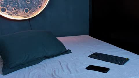 duran_dhikol1 online show from February 1, 11:14 pm