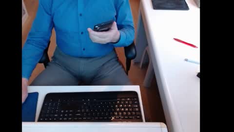 dutchpornking2 online show from January 19, 9:00 am