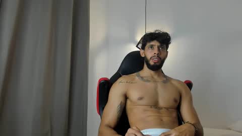 DWAYNIE online show from March 3, 6:02 am