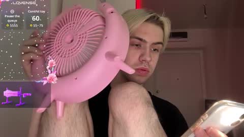 Adrian online show from August 2, 4:11 am