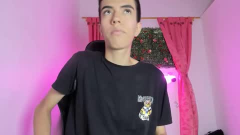 Dylan online show from September 22, 11:32 am