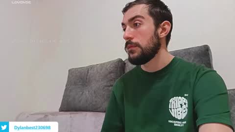 Dylan online show from December 5, 12:45 pm