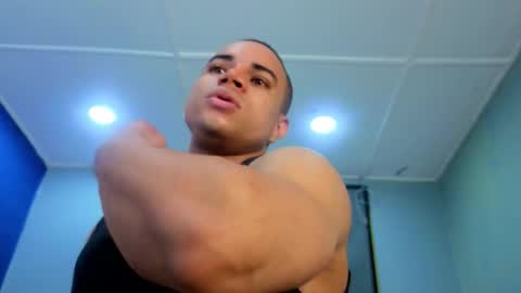 dylanguss online show from December 3, 12:00 pm