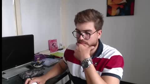 dylanhot10 online show from December 23, 8:25 pm