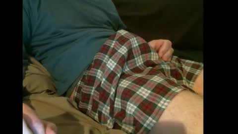 Snapshot of easysleaze chatting on January 19, 12:28 pm Easy online show from January 19, 12:28 pm