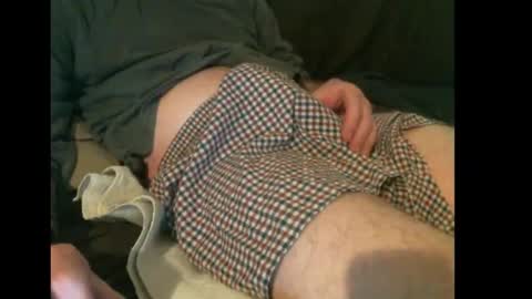 Snapshot of easysleaze chatting on December 3, 2:12 am Easy online show from December 3, 2:12 am