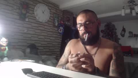 edgarram83 online show from January 6, 5:44 am