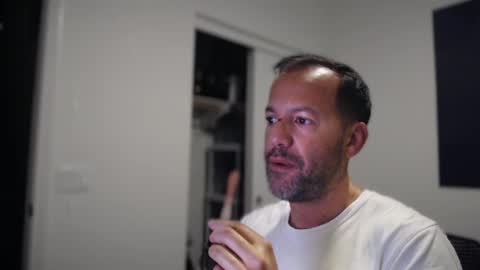 EdgeM online show from October 10, 2:38 am