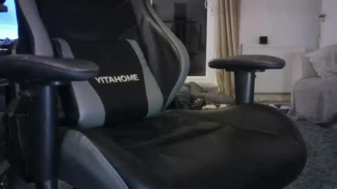 edged biker online show from December 22, 12:50 am