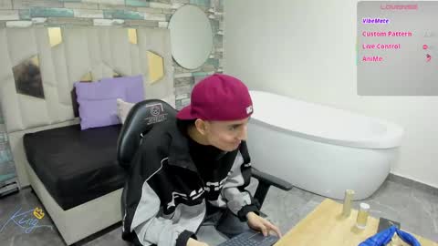 eidan_tay online show from May 3, 12:30 pm