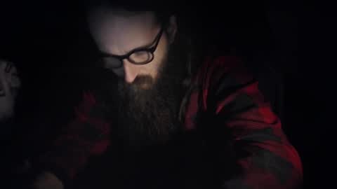 eighthundredeightyeight online show from March 28, 6:52 pm