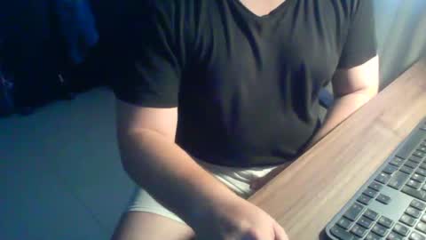 Snapshot of ekudemic chatting on January 9, 10:52 pm Juan Pablo M online show from January 9, 10:52 pm