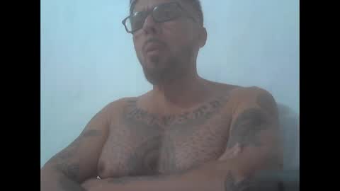 el_principe_veryhot online show from March 1, 4:45 am