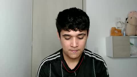 Snapshot of elandor__79876 chatting on October 21, 10:29 am elandor online show from October 21, 10:29 am