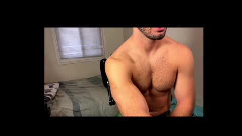 electricenzobolt online show from April 4, 5:10 pm