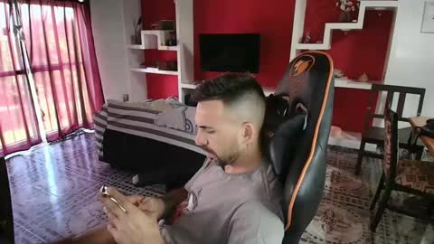 elfetas online show from February 9, 8:34 pm