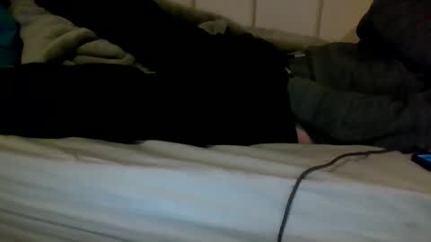 elfideo75 online show from February 8, 8:02 pm