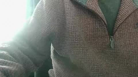 elfyonee online show from January 15, 10:27 am