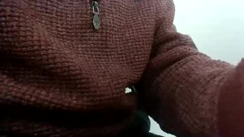 elfyonee online show from January 8, 10:20 am