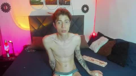 eliann_adam online show from March 26, 4:05 am