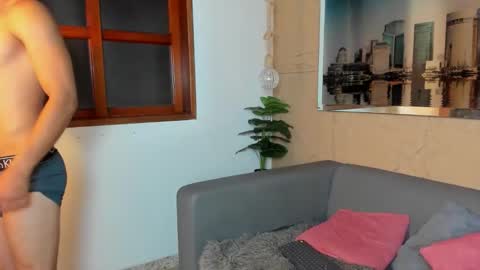 Elloit Colton online show from November 24, 10:44 pm