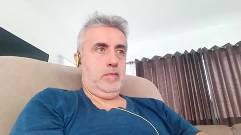 fer online show from February 15, 2:44 pm