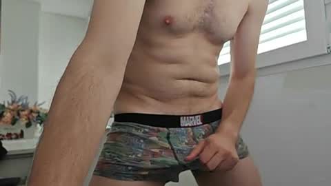 elrubiyo25 online show from June 17, 7:43 am