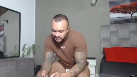 emanuelspencer online show from November 20, 12:10 am