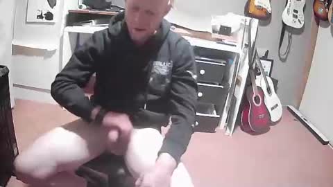 empirikal1 online show from October 12, 6:02 pm