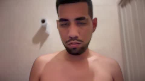 Snapshot of enriquegc197 chatting on February 11, 9:25 pm Enriquegc197 online show from February 11, 9:25 pm