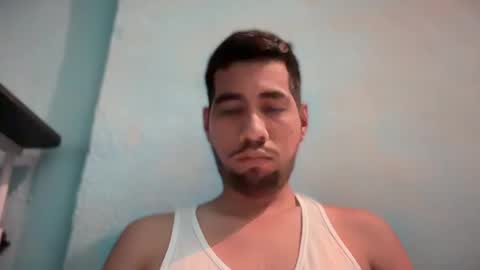 Snapshot of enriquegc197 chatting on March 1, 8:31 pm Enriquegc197 online show from March 1, 8:31 pm