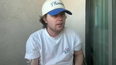 Snapshot of entreporneur chatting on October 20, 3:49 pm FOLLOW  JOIN MY CULT online show from October 20, 3:49 pm