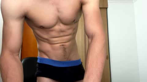 enzo_savage online show from July 1, 11:55 am