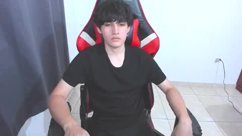 eren_tatakae online show from October 10, 2:27 am