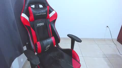 eren_tatakae online show from October 3, 2:05 am