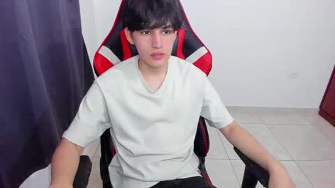 eren_tatakae online show from March 6, 3:35 pm