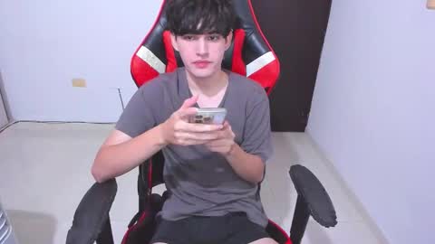 eren_tatakae online show from March 14, 3:13 am