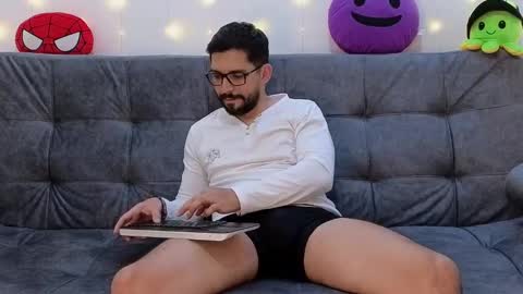 ERICK online show from February 27, 11:48 pm