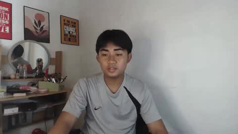 erick_cummer30 online show from May 18, 4:07 am
